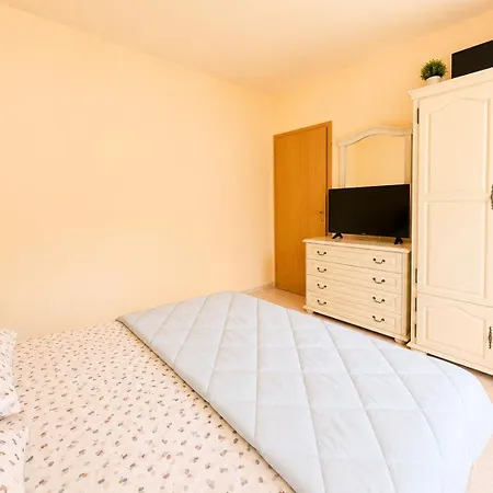 Apartman Diamond Bay - Pool And