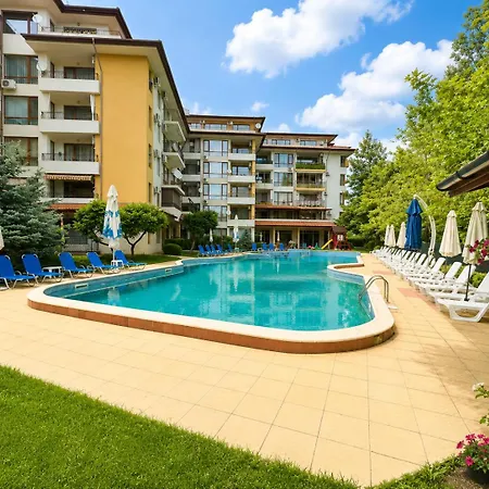 Apartman Diamond Bay - Pool And